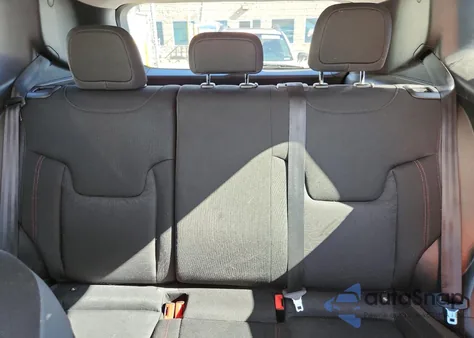 2020 Jeep Renegade Trailhawk z USA, uszkodzony, nr VIN ZACNJBC15LPL70973